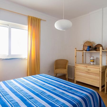 Maresia - Beachfront Peniche Apartment Eksteriør billede