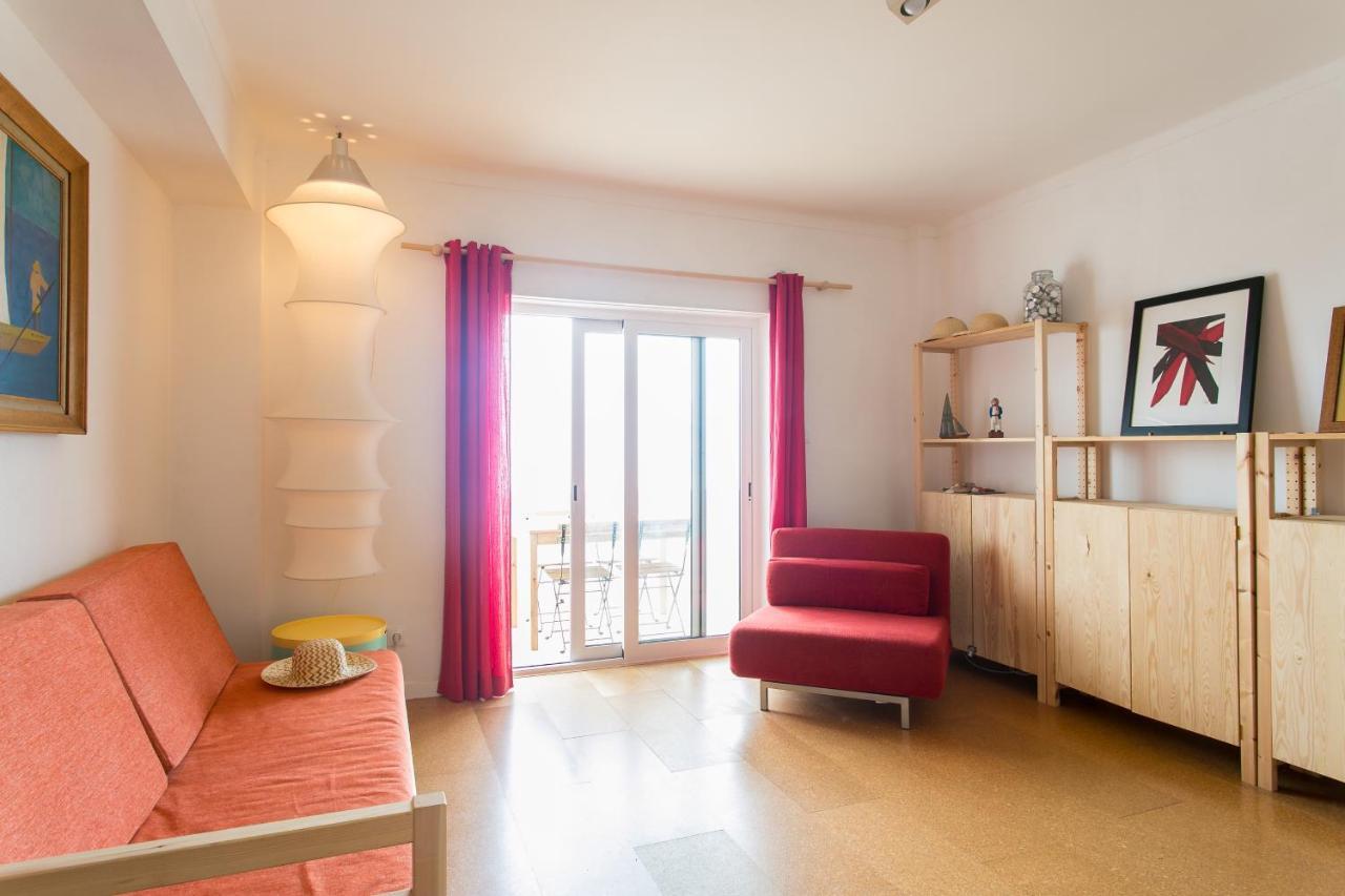 Maresia - Beachfront Peniche Apartment Eksteriør billede