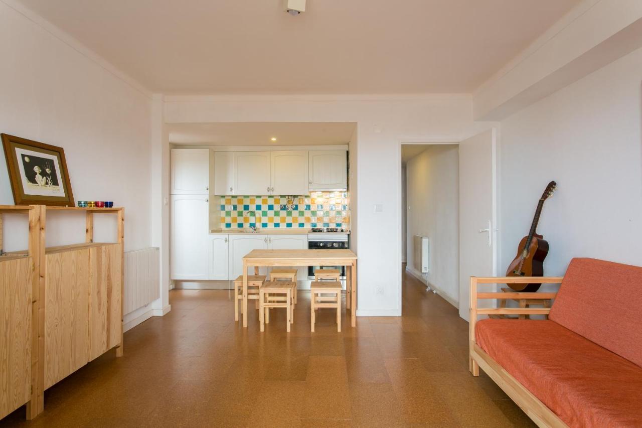 Maresia - Beachfront Peniche Apartment Eksteriør billede